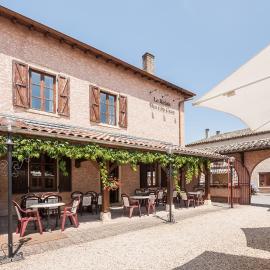 Le Relais Des Dix Crus - Logis Hôtel，位于克塞利亚斯恩比约的酒店