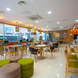 Jeju R Hotel and Guesthouse，位于Chu-sung的酒店