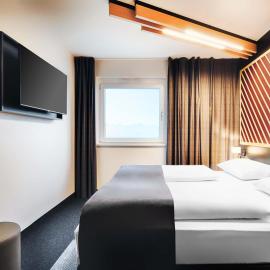 B&B HOTEL Wiesbaden-Hbf,位于威斯巴登的酒店