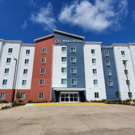 Candlewood Suites - Lake Charles South by IHG，位于查尔斯湖的酒店