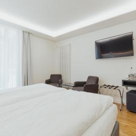 Parkhotel IV Jahreszeiten Kühlungsborn，位于奥斯赛拜-屈隆斯博恩的酒店
