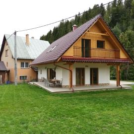 Chata u Repáňov，位于特尔乔夫的酒店