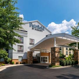 Fairfield Inn & Suites by Marriott Aiken，位于艾肯的酒店