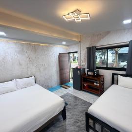 BanrabianglayLangsuan room C，位于Ban Hin Sam Kon的酒店