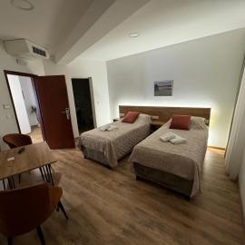 Prenoćište Fontana，位于波素斯捷的酒店