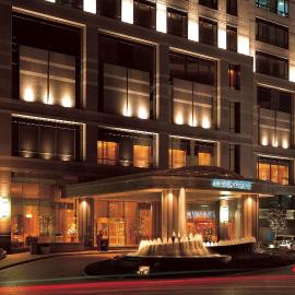 Hilton Chongqing,位于重庆的酒店