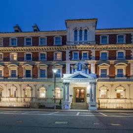 The Queen at Chester Hotel, BW Premier Collection，位于切斯特的酒店