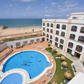 Hotel Duque de Najera，位于罗塔的酒店