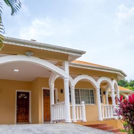Villa del Nique，位于Pembroke的酒店