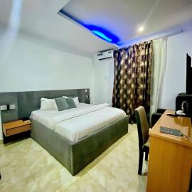 Padelia Hotels Ltd,位于Nsukka的酒店