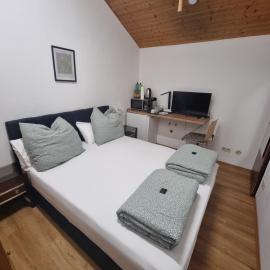 Cozy apartment in commercial centre for two，位于安达赫治的酒店