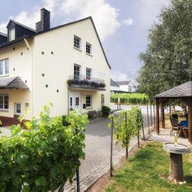 Gästehaus Sophie，位于特里滕海姆的酒店