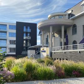 Hotel Acropolis " Op het sportiefste park van de kust ",位于米德尔克尔克的酒店