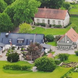 Stora Herrestad B&B，位于斯塔德的酒店