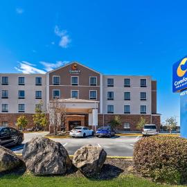 Comfort Inn & Suites Augusta West Near Fort Gordon,位于Quail Creek的酒店