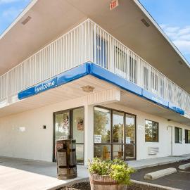 Motel 6-Lenexa, KS - Kansas City Southwest，位于雷内克萨的酒店