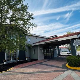 Baymont by Wyndham Indianapolis Airport Lynhurst,位于印第安纳波利斯的酒店