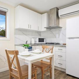 Charming Studio in Tallawong，位于Riverstone的酒店