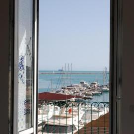 Relais Luxury Retreat - Seafront Apartments，位于萨莱诺的酒店