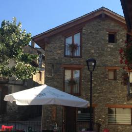 Hotel El Jaç，位于Ger的酒店