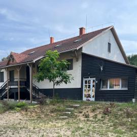PusztaHaus Pusztavám，位于莫尔的酒店