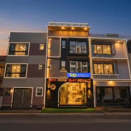 FabHotel Peralz - Nr Boriwali Station,位于孟买的酒店