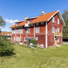 Newly Furnished Apartment Kopparberg Train Station，位于Kopparberg的酒店