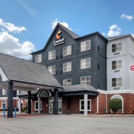 Comfort Inn & Suites Calhoun South，位于卡尔霍恩的酒店