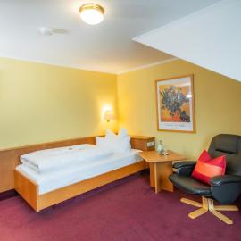 Landhotel Plauen - Gasthof Zwoschwitz，位于普劳恩的酒店