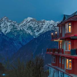 Echor The Alpine Crest Kalpa，位于卡尔帕的酒店