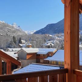 Vacancéole - Le Domaine de la Vallée d'Ax，位于阿克斯莱泰尔姆的酒店