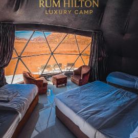 RUM HiLTON lUXURY CAMP，位于瓦迪拉姆的酒店