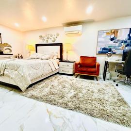 Belmont Luxe Escape