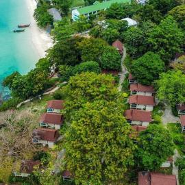 Bayview Resort Phi Phi Island - Beach Front Resort,位于皮皮岛的酒店