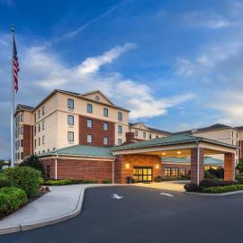 Homewood Suites by Hilton Newtown - Langhorne, PA，位于纽敦的酒店