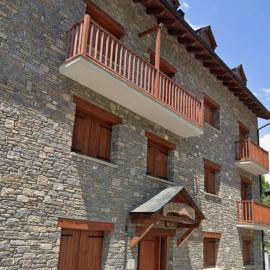 Dúplex a 20 min de Aigüestortes，位于Escaló的酒店