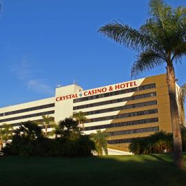 LA Crystal Hotel -Los Angeles-Long Beach Area，位于卡森的酒店