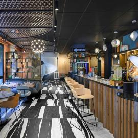 Tribe Paris La Defense Esplanade，位于库尔布瓦的酒店