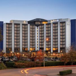 Radisson Blu Vancouver Airport Hotel & Marina，位于里士满的酒店