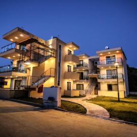 Ofrynio Deluxe Apartments，位于奥弗里安的酒店