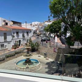 Acogedora Casa con terraza en Manilva，位于马尼尔瓦的酒店