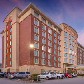 Drury Plaza Hotel Columbia East，位于哥伦比亚的酒店