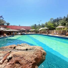 EcoHotel Vale do Sol，位于恩布的酒店