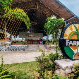 FarmKO Glamping，位于Dolores的酒店