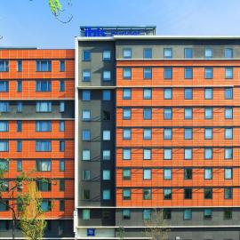 Ibis Budget Paris porte de la Chapelle - Aréna，位于巴黎的酒店