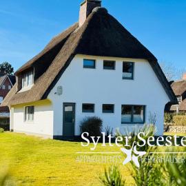 Haus Sorgenfrei，位于阿克斯姆的酒店