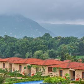 Hotel Sonar Bangla Ajodhya Hills，位于普鲁利耶的酒店