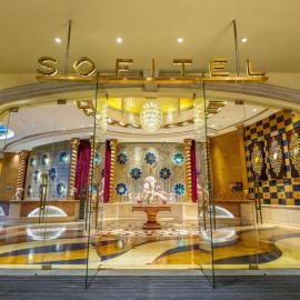 Sofitel Macau At Ponte 16,位于澳门的酒店
