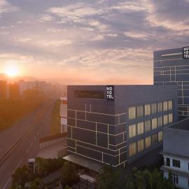Novotel Guwahati GS Road，位于古瓦哈提的酒店