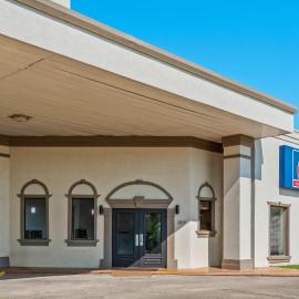 Motel 6 Hammond, LA – I 12 – I 55，位于哈蒙德的酒店